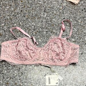 Elegant Pink Lace Bra